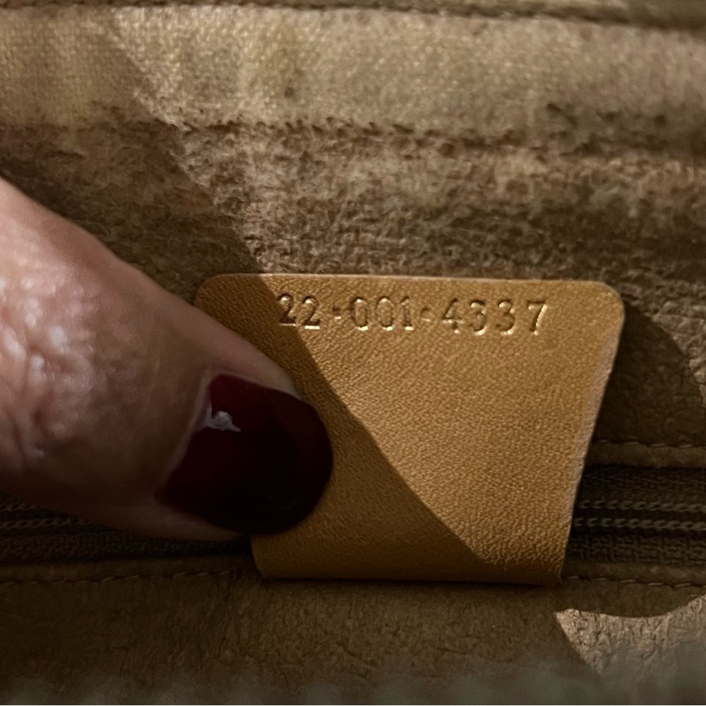 GUCCI - Picture 9 of 11